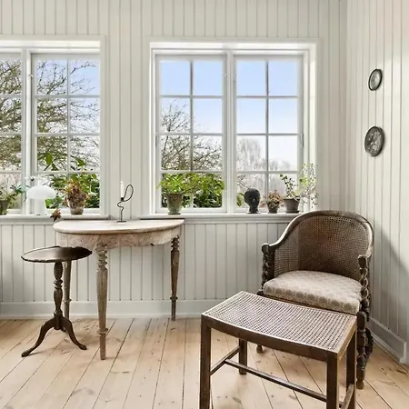 Ferienhaus Personality And Vintage Aesthetics On Langeland