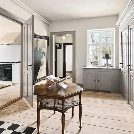 Personality And Vintage Aesthetics On Langeland Ferienhaus Tranekær